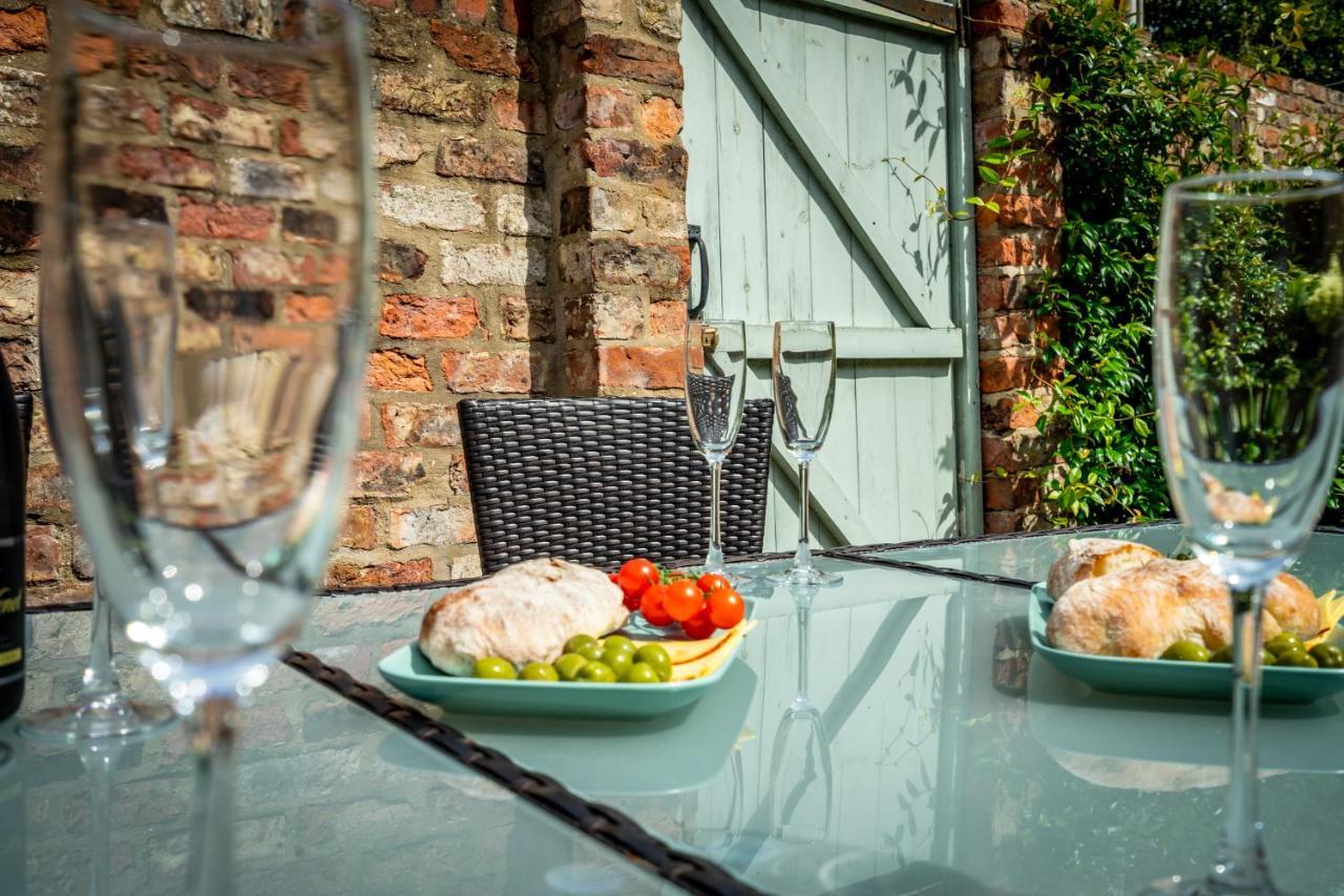76 Nunnery Lane Villa York Esterno foto